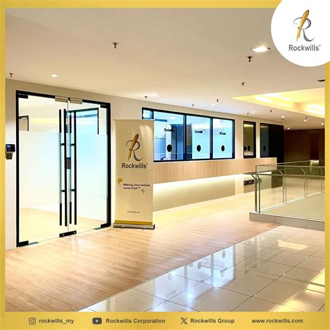 Professional estate planning discussion